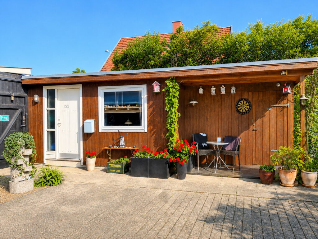 Detached annex with private entrance and sunny terrace.