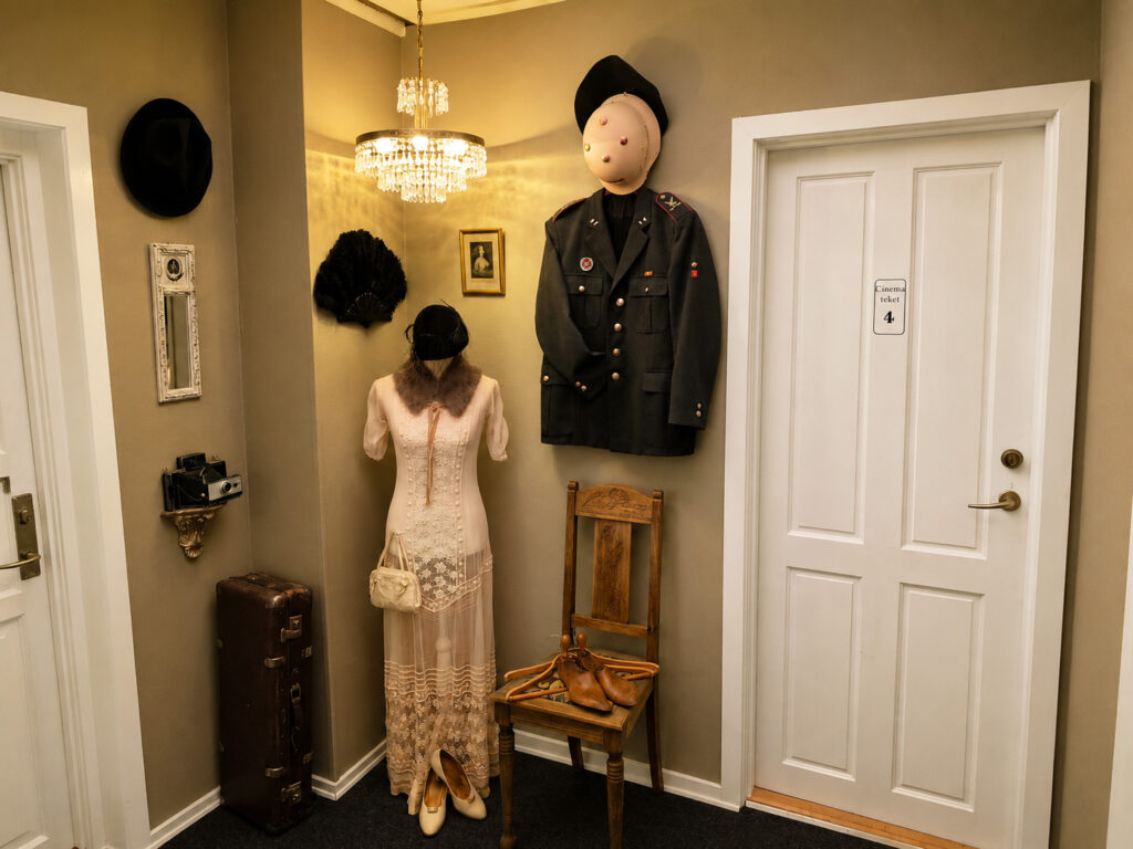 Hallway with vintage interior display